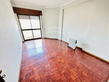 Apartamento T2 para Venda em Cacém e São Marcos