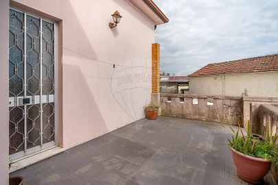Moradia T4 para Venda em Cidade da Maia