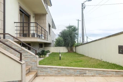 Moradia T4 para Venda em Fânzeres e São Pedro da Cova