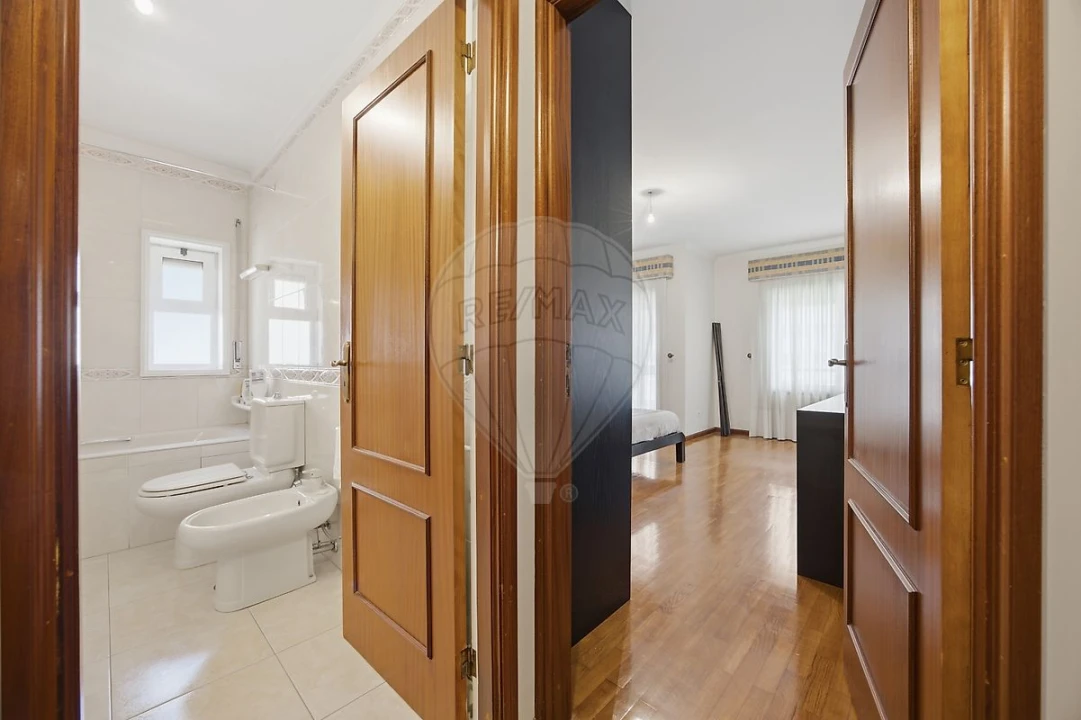 Apartamento T3 para Venda em Cidade da Maia Foto 26