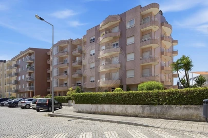 Apartamento T3 para Venda em Cidade da Maia
