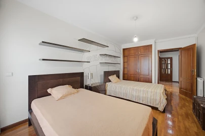 Apartamento T3 para Venda em Cidade da Maia