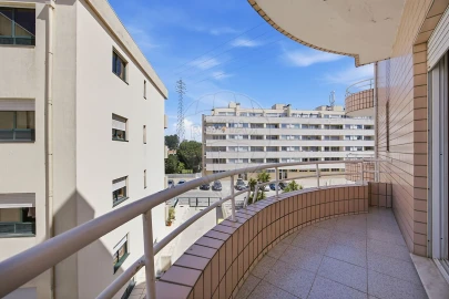 Apartamento T3 para Venda em Cidade da Maia