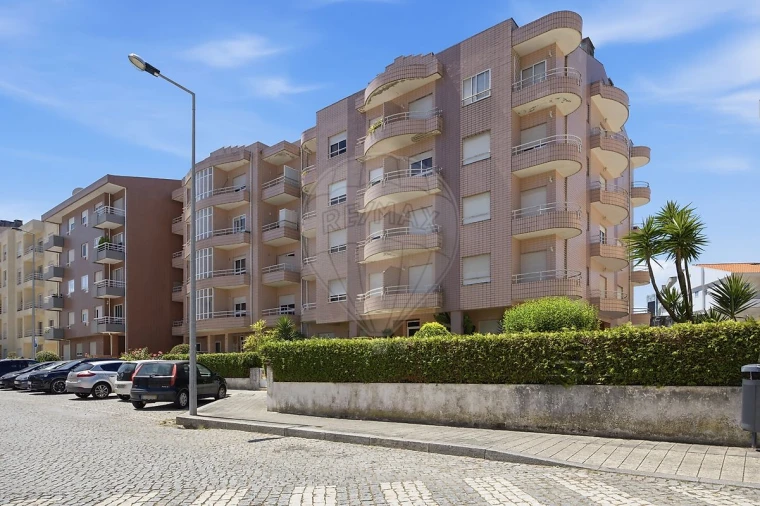 Apartamento T3 para Venda em Cidade da Maia Foto 15