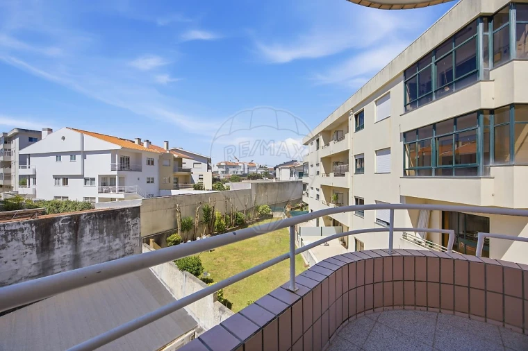 Apartamento T3 para Venda em Cidade da Maia Foto 10