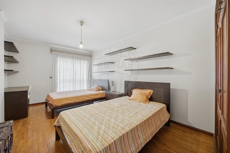 Apartamento T3 para Venda em Cidade da Maia Foto 18