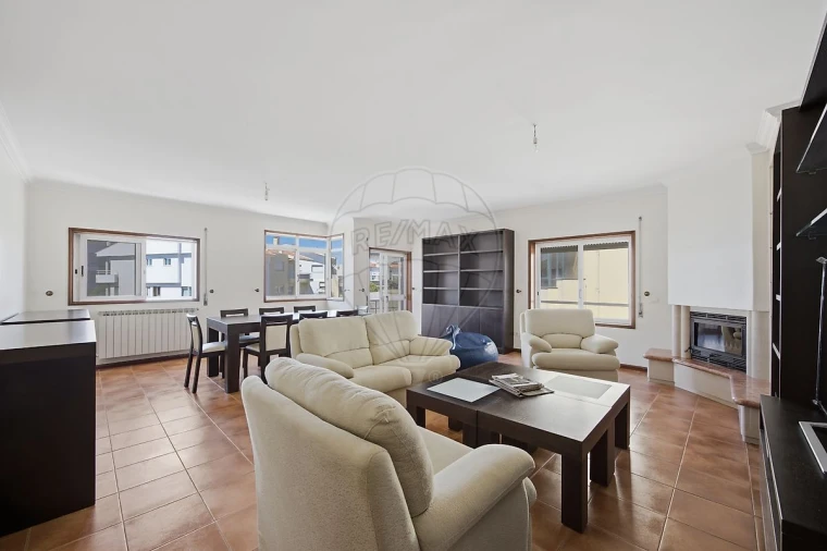 Apartamento T3 para Venda em Cidade da Maia Foto 6