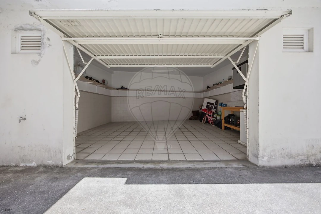 Apartamento T3 para Venda em Cidade da Maia Foto 9