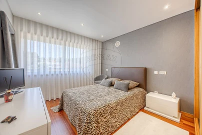 Moradia T3 para Venda em Coronado (São Romão e São Mamede)