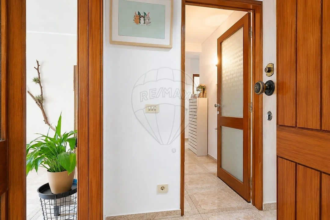 Apartamento T3 para Venda em Tavarede Foto 11