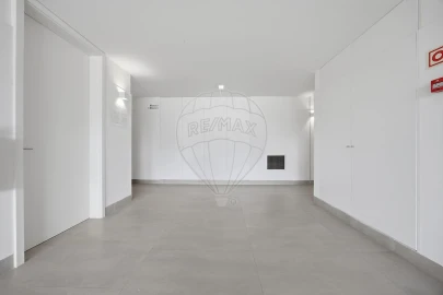 Apartamento T1 para Venda em Santa Marinha e São Pedro da Afurada