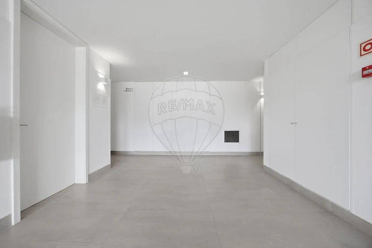 Apartamento T1 para Venda em Santa Marinha e São Pedro da Afurada Foto 10