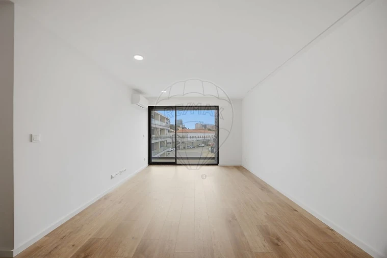 Apartamento T1 para Venda em Santa Marinha e São Pedro da Afurada Foto 8