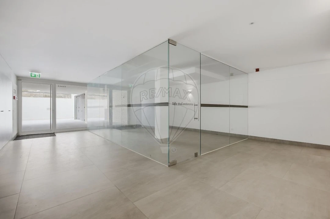 Apartamento T1 para Venda em Santa Marinha e São Pedro da Afurada Foto 12