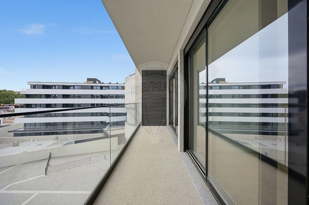 Apartamento T1 para Venda em Santa Marinha e São Pedro da Afurada Foto 5