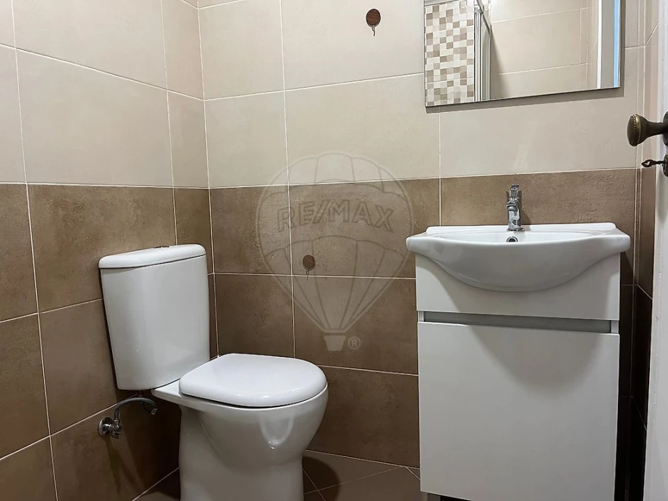 Apartamento T2 para Venda em Almada, Cova da Piedade, Pragal e Cacilhas Foto 9