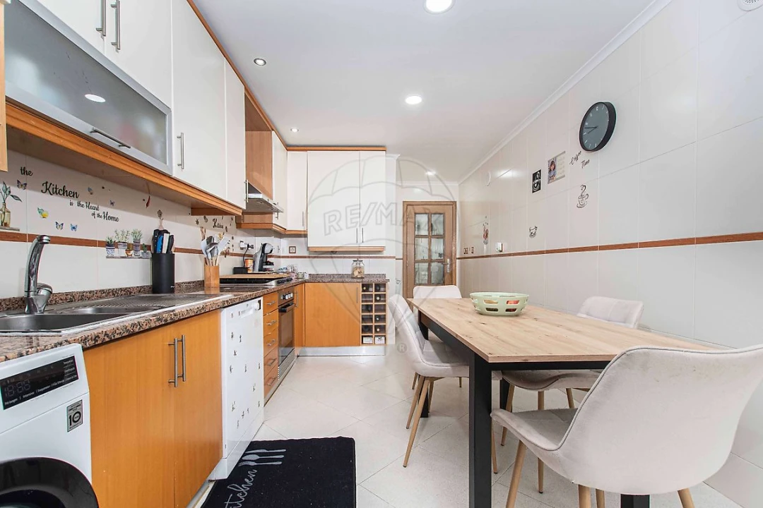 Apartamento T3 para Venda em Vialonga Foto 20