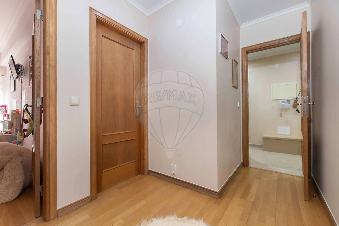 Apartamento T3 para Venda em Vialonga Foto 14