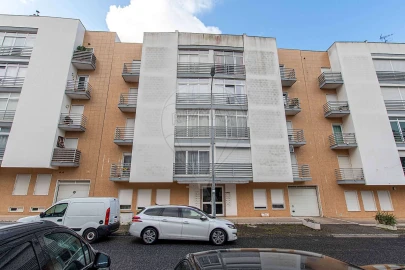 Apartamento T3 para Venda em Vialonga