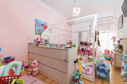 Apartamento T3 para Venda em Vialonga