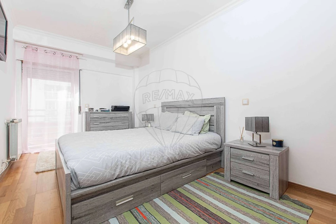 Apartamento T3 para Venda em Vialonga Foto 9