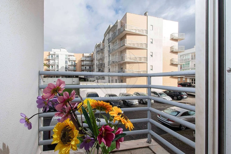 Apartamento T3 para Venda em Vialonga Foto 7
