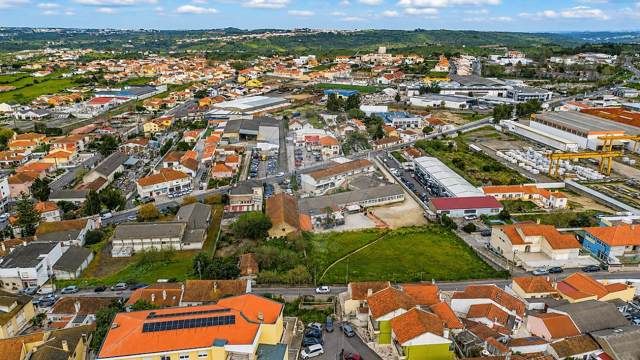 Armazém para Venda em Almargem do Bispo, Pêro Pinheiro e Montelavar Foto 13