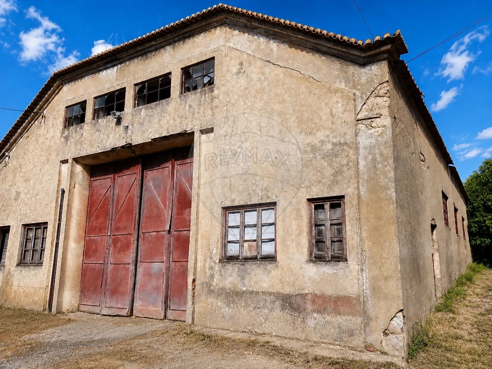 Armazém para Venda em Almargem do Bispo, Pêro Pinheiro e Montelavar Foto 9