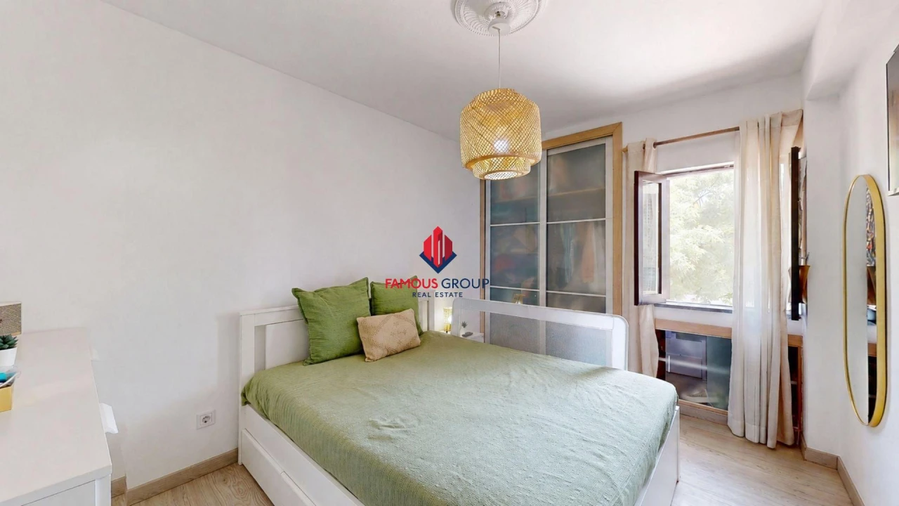 Apartamento T2 para Venda em Ferreiras Foto 8