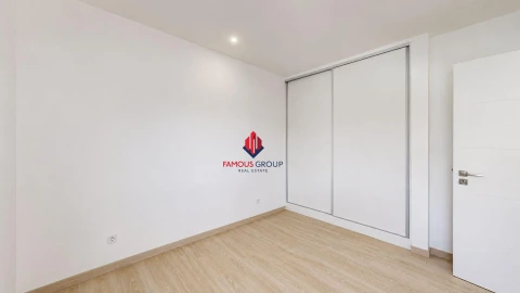 Apartamento T2 para Venda em Ferreiras