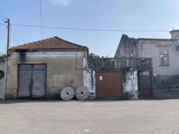 Moradia T3 para Venda em Eixo e Eirol