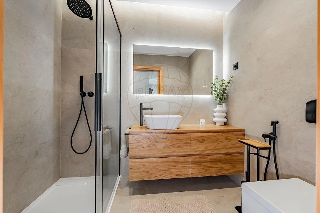 Apartamento T3 para Venda em Braga (Maximinos, Sé e Cividade) Foto 25