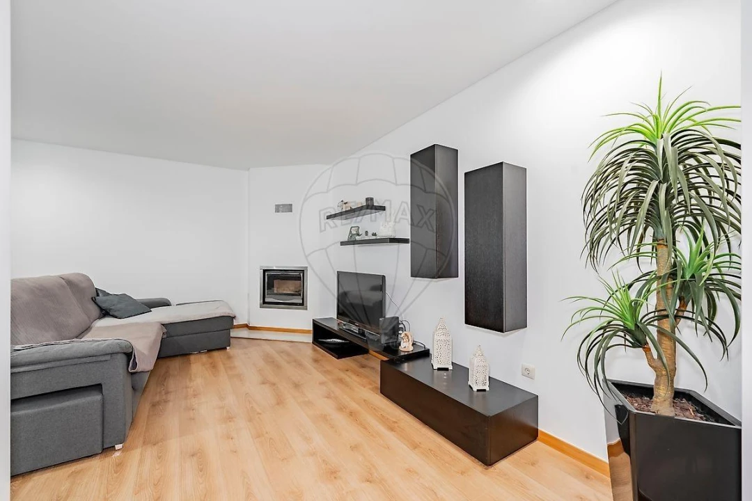 Apartamento T3 para Venda em Braga (Maximinos, Sé e Cividade) Foto 4