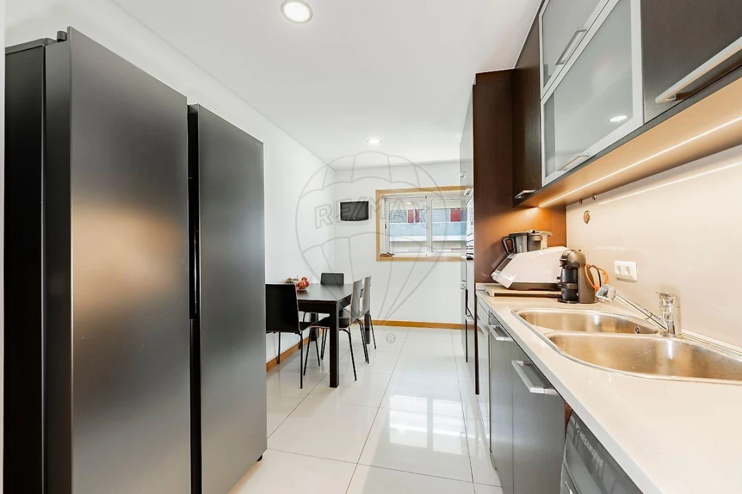 Apartamento T3 para Venda em Braga (Maximinos, Sé e Cividade) Foto 9