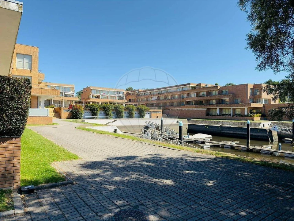 Moradia T4 para Venda em Gemeses Foto 41
