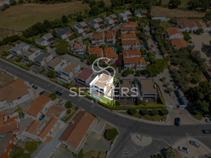 Moradia T5 para Venda em Alcabideche Foto 47