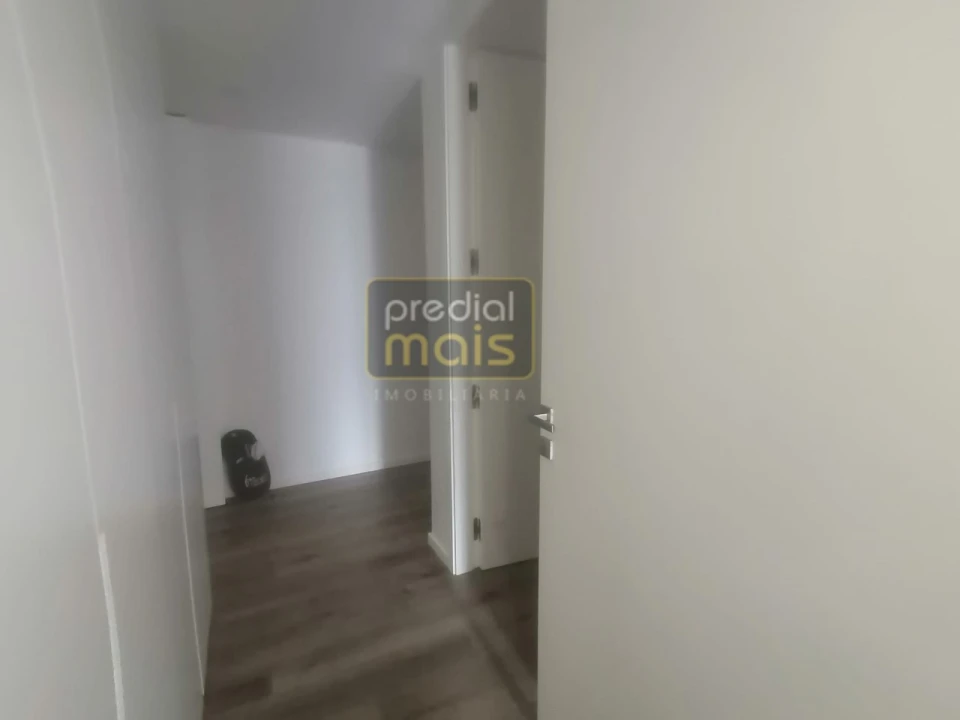 Apartamento T3 para Venda em Lousado Foto 8