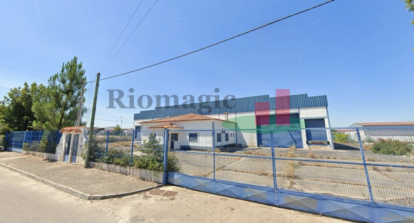 Armazém para Venda em Alpiarça Foto 4