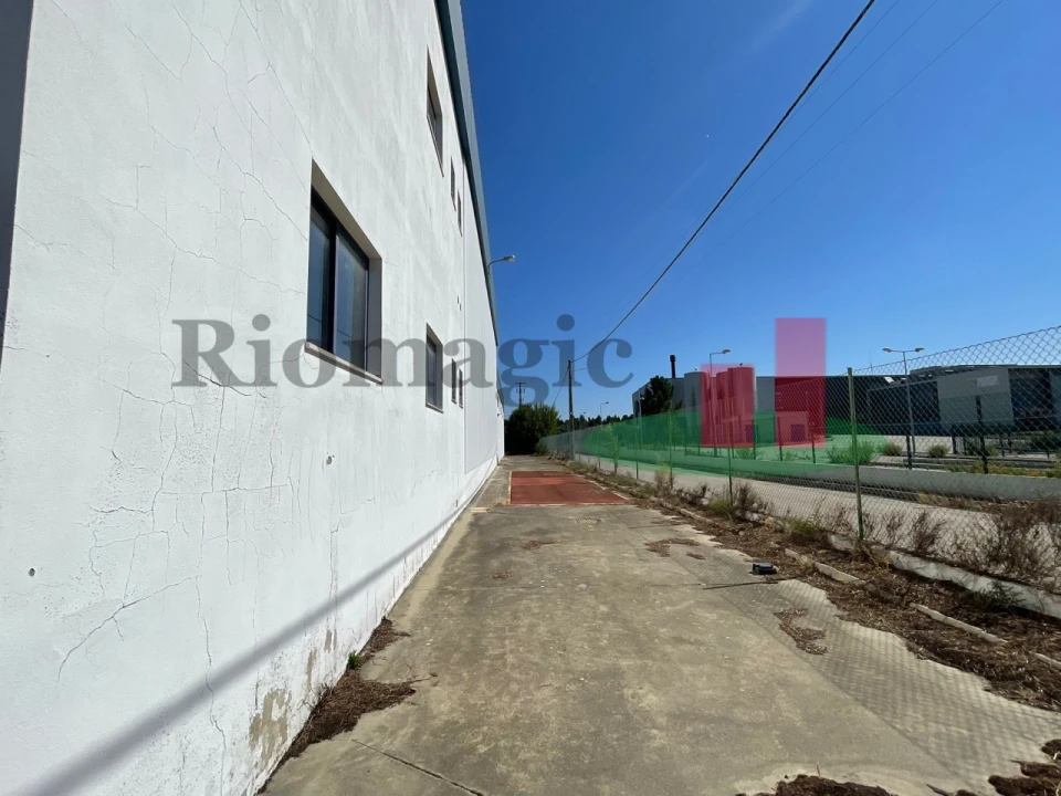 Armazém para Venda em Alpiarça Foto 9