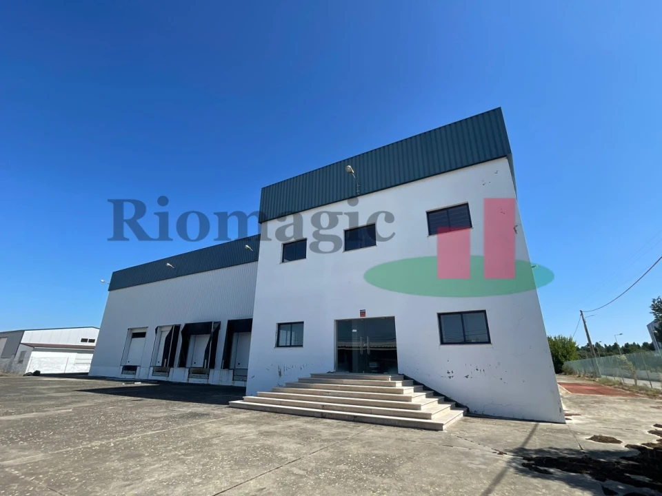 Armazém para Venda em Alpiarça Foto 5