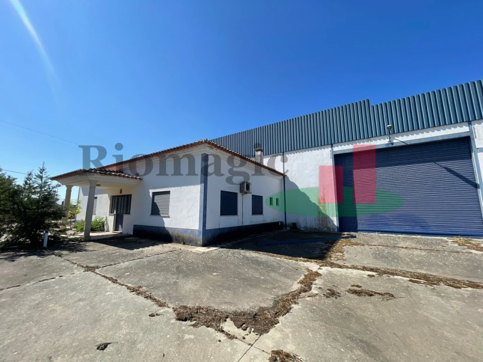 Armazém para Venda em Alpiarça Foto 12