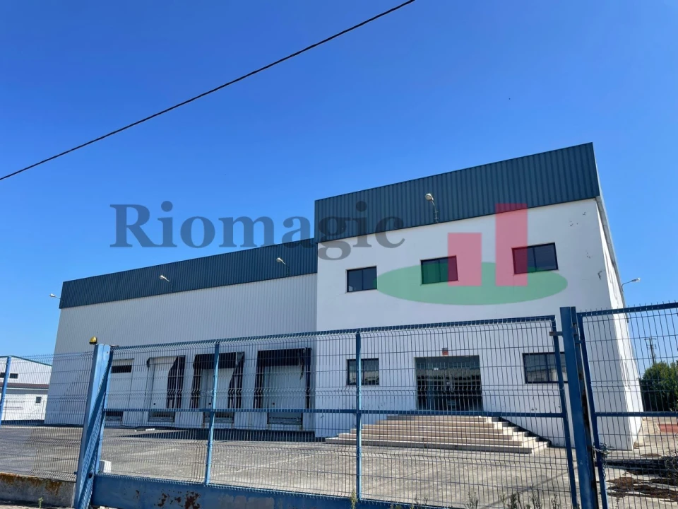 Armazém para Venda em Alpiarça Foto 2