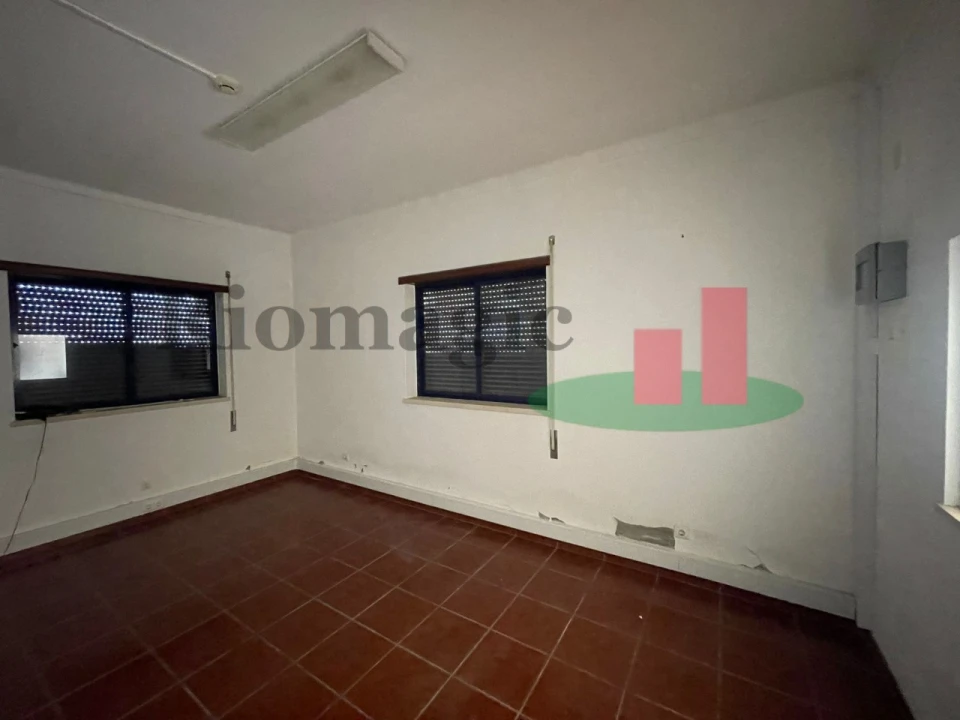 Armazém para Venda em Alpiarça Foto 46