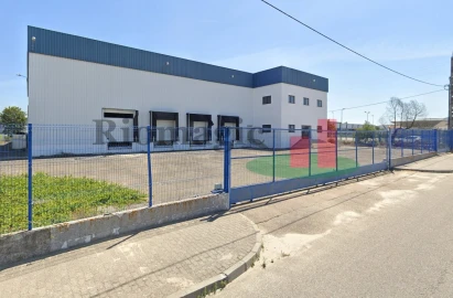 Armazém para Venda em Alpiarça