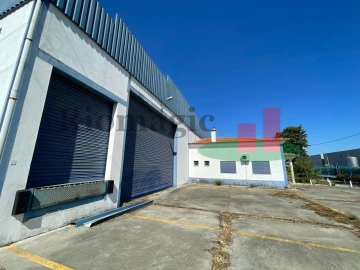 Armazém para Venda em Alpiarça