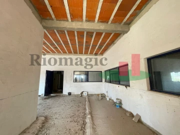 Armazém para Venda em Alpiarça