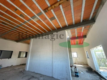 Armazém para Venda em Alpiarça