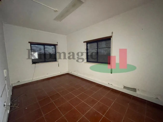 Armazém para Venda em Alpiarça Foto 47