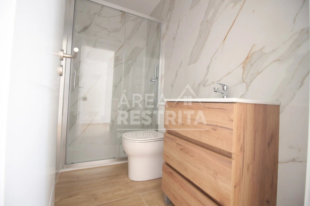 Apartamento T2 para Venda em Penha de França Foto 10