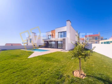 Moradia T4 para Venda em Ericeira